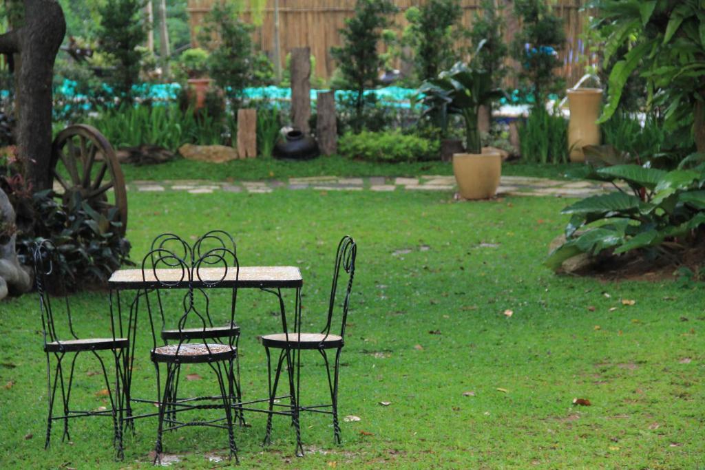 Sophia'S Garden Resort Coron Exterior photo