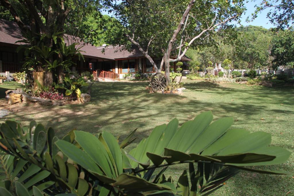 Sophia'S Garden Resort Coron Exterior photo